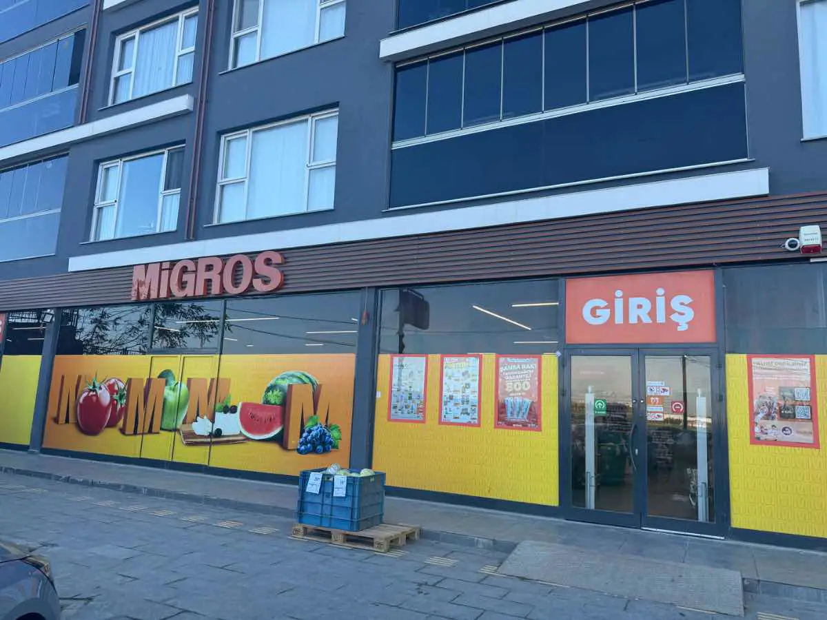 KURUMSAL MİGROS KİRACILI YENİ BİNADA TİCARİ SATILIK DÜKKAN