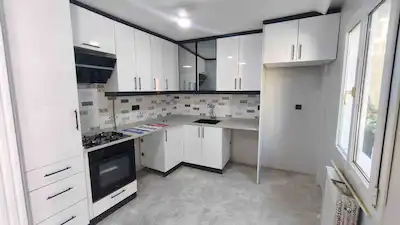 SATILIK KÜÇÜKYALI DENİZE YÜRÜME MESAFESİNDE 2+0 DAİRE
