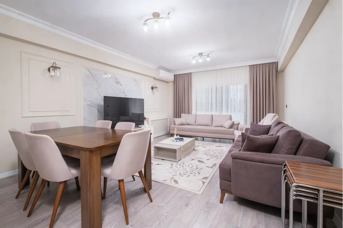REMAX AREA DAN BALAT TA SATILIK ARAKAT 3+1 İÇI YAPILI KÖŞE DAIRE