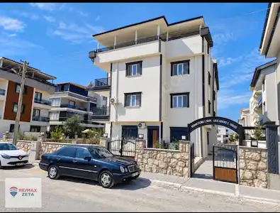 CUMHURİYET MAHALLESİ'NDE ASANSÖRLÜ 1+1 KİRALIK DAİRE