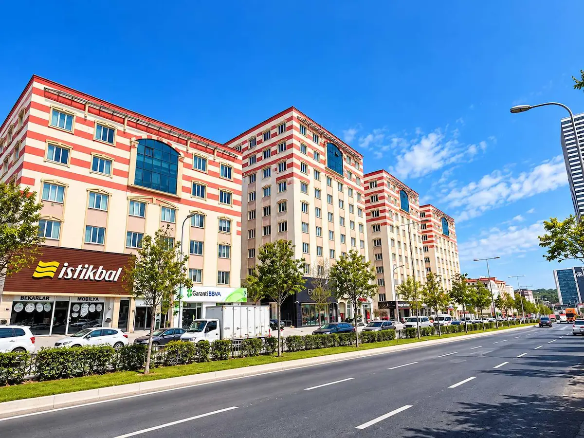 ÜMRANİYE İNKILAP’TA GÜNEY CEPHELİ 130 M² NET KİRALIK OFİS | 2. KAT 3