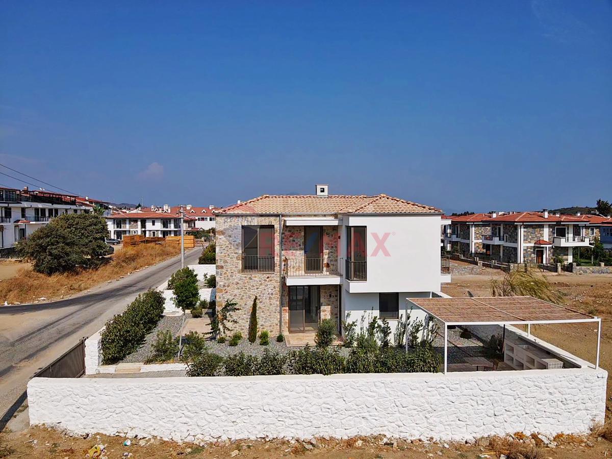 Remax Badem'den Datça Reşadiyede Özel yapım 2+1 Müstakil Ev