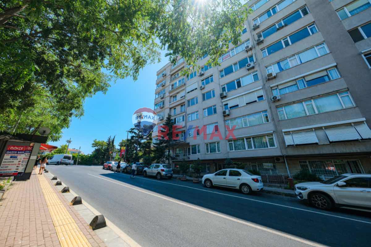 BOĞAZIÇI ÜNIVERSITESI VE METRO YANIBAŞINDA FIRSAT SATILIK DAIRE