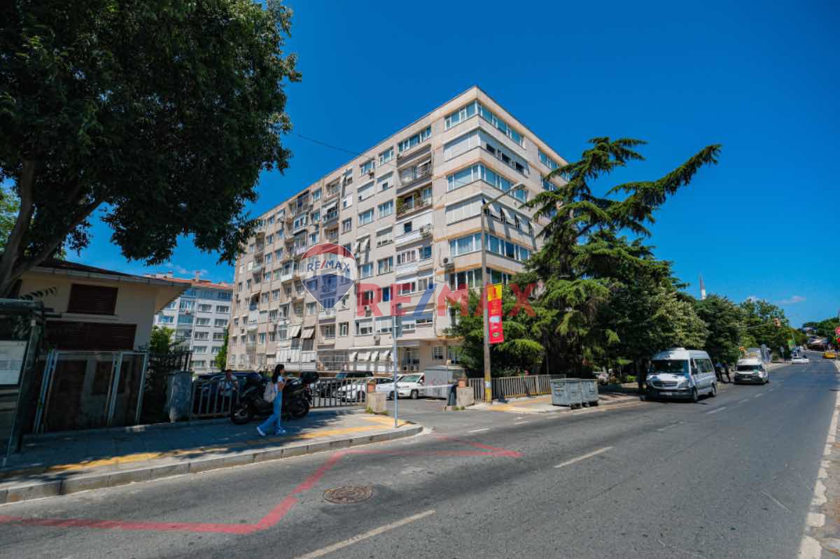 BOĞAZIÇI ÜNIVERSITESI VE METRO YANIBAŞINDA FIRSAT SATILIK DAIRE