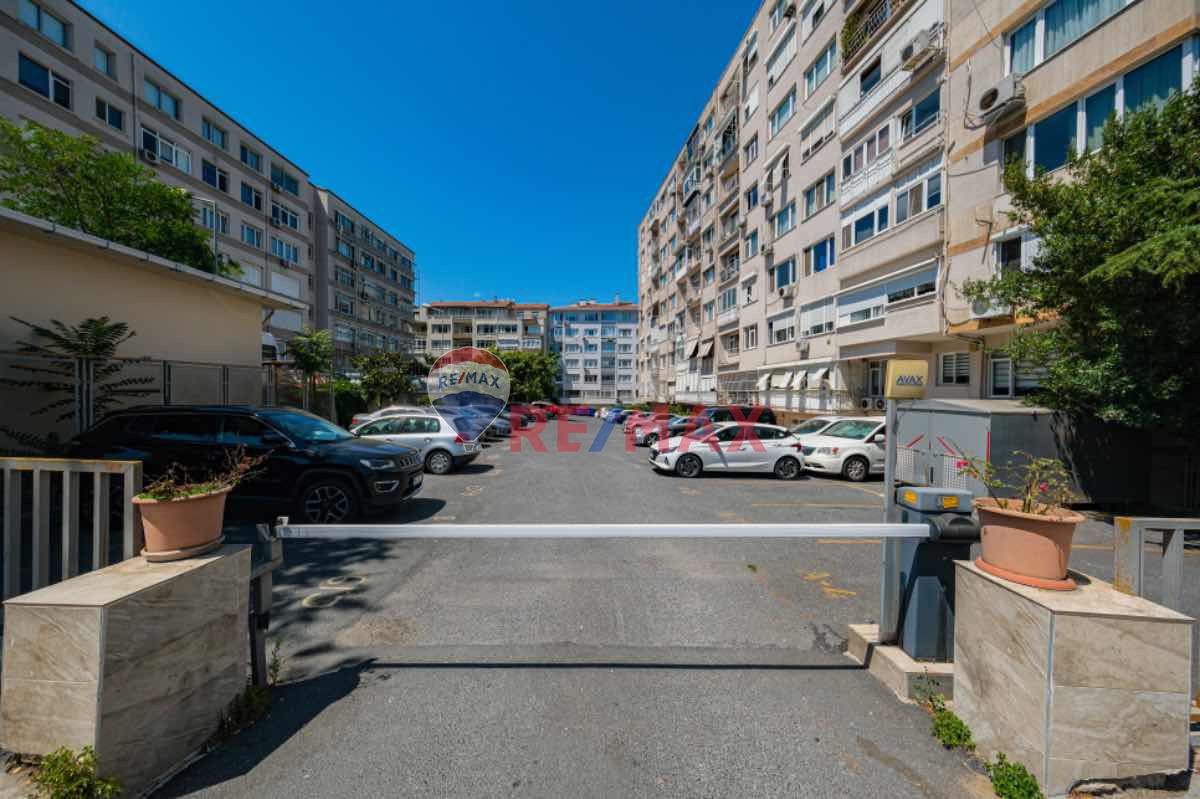 BOĞAZIÇI ÜNIVERSITESI VE METRO YANIBAŞINDA FIRSAT SATILIK DAIRE