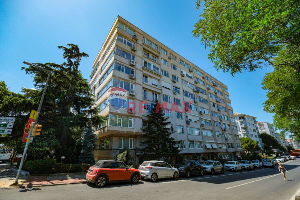 BOĞAZIÇI ÜNIVERSITESI VE METRO YANIBAŞINDA FIRSAT SATILIK DAIRE