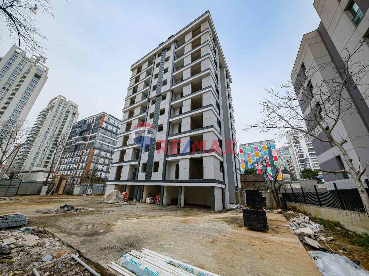 KARTAL’IN EN GÖZDE NOKTASINDA, SAHİLE YAKIN PRESTİJLİ YAŞAM!