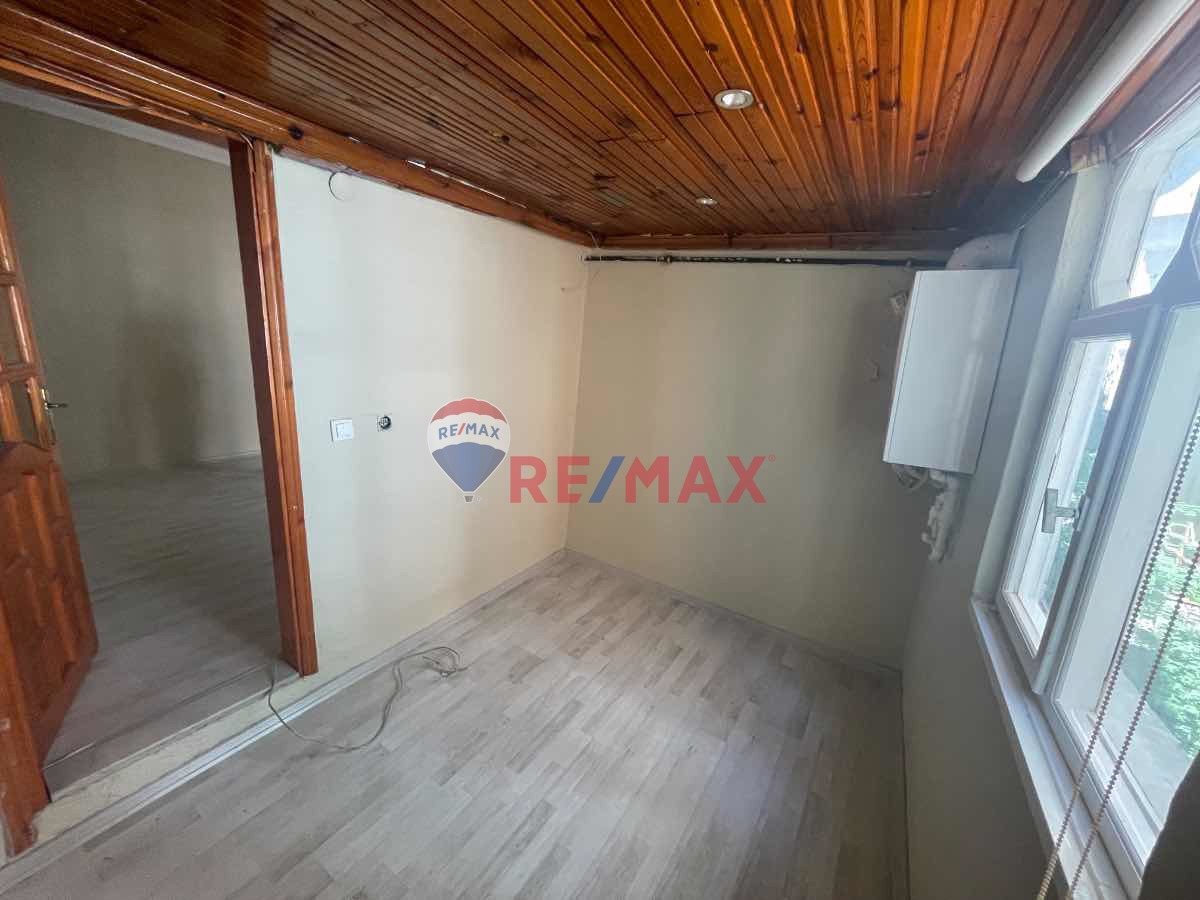 NURTEPEDE KİRALIK 3+1 BALKONLU DEPOLU.PAZAR YANINDA