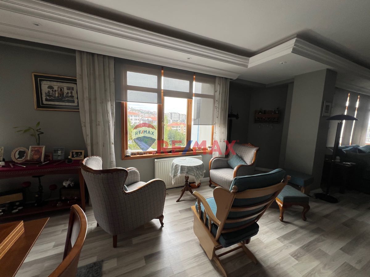 ÖZEL TASARIMLI 5+1 DAİRE