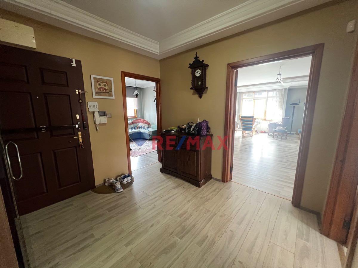 ÖZEL TASARIMLI 5+1 DAİRE