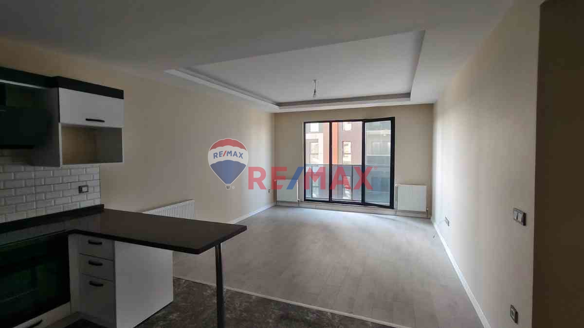 REMAX LAN' DAN METROPOL REZIDANS' DA KIRALIK GENIŞ 1+1