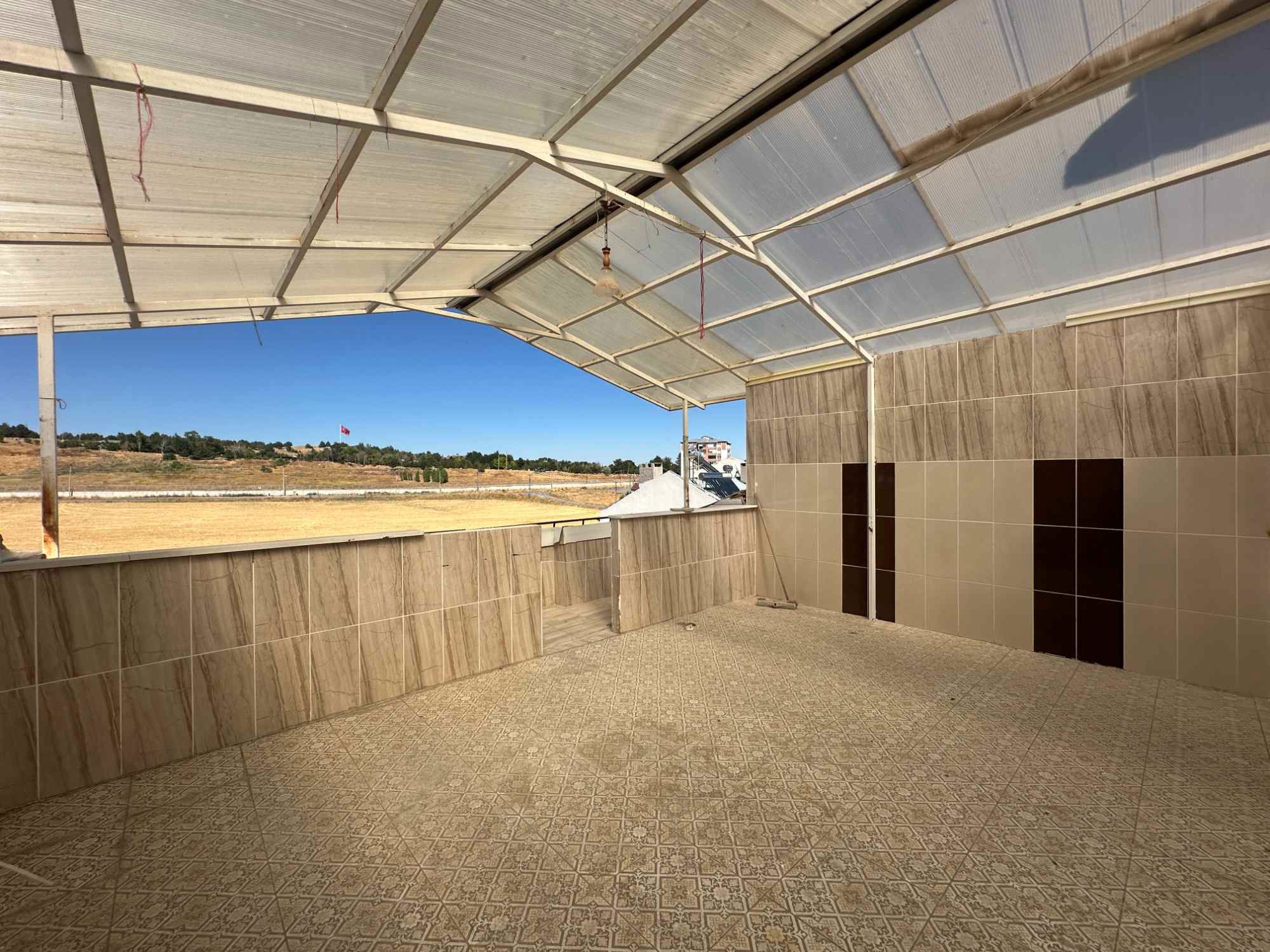 RE/MAX CENTRAL'DAN YENİDOĞAN MAH.'DE 5+1+TERAS DUBLEKS DAİRE