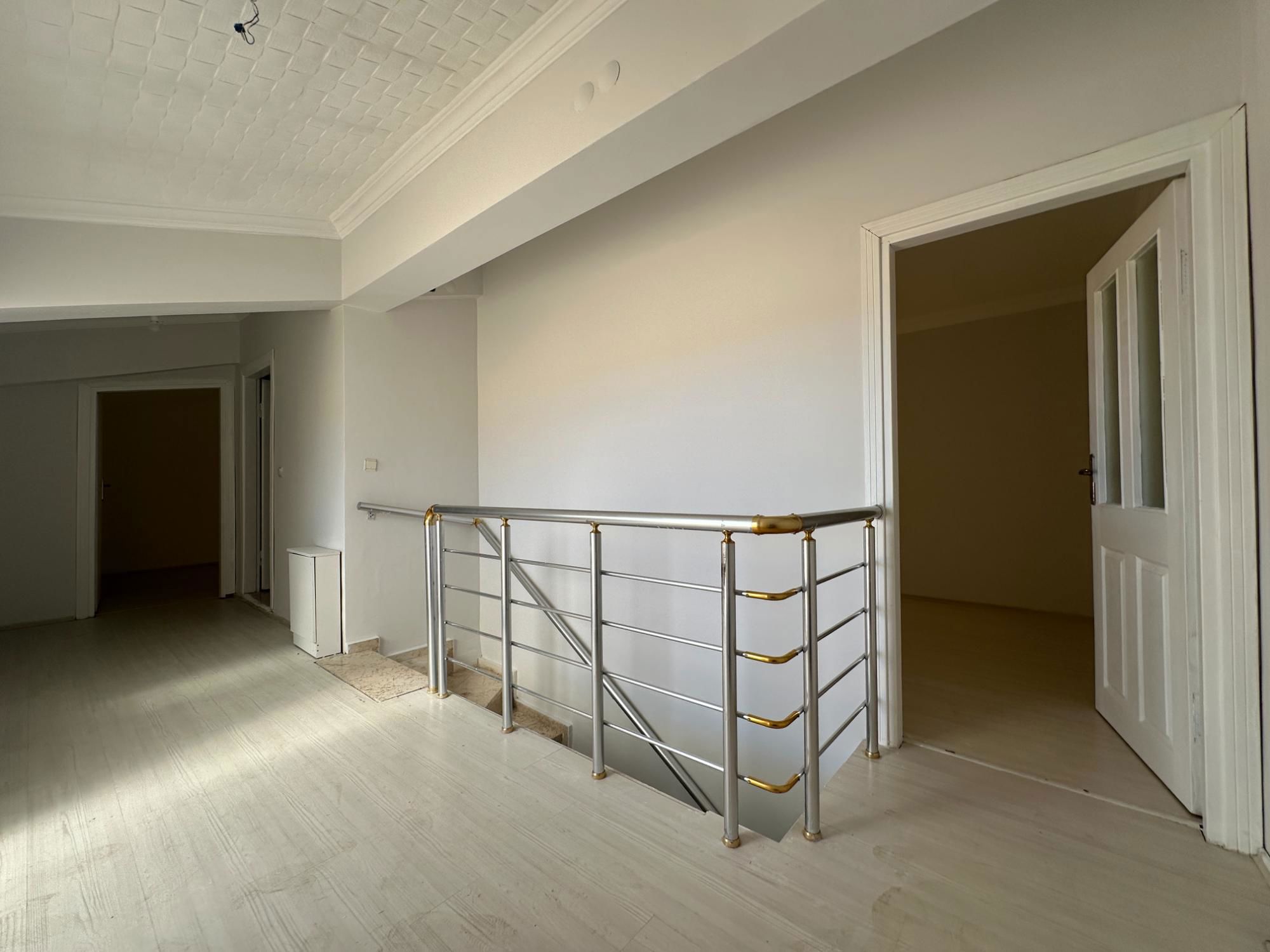 RE/MAX CENTRAL'DAN YENİDOĞAN MAH.'DE 5+1+TERAS DUBLEKS DAİRE