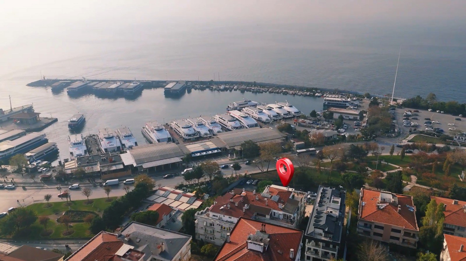 KADIKÖY SAHIL YOLU SATILIK 3+1 SITE IÇINDE GENIŞ KULLANIŞLI ARA KAT DAIRE