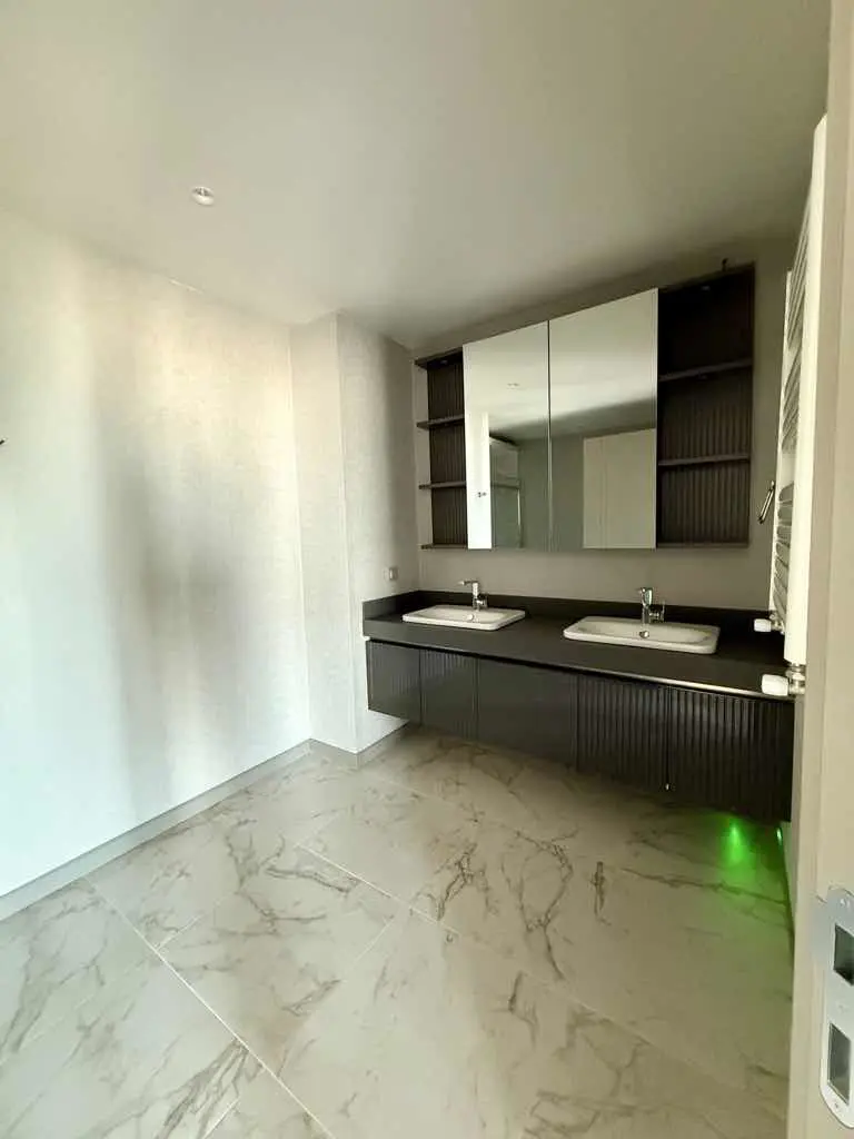 Property image 44