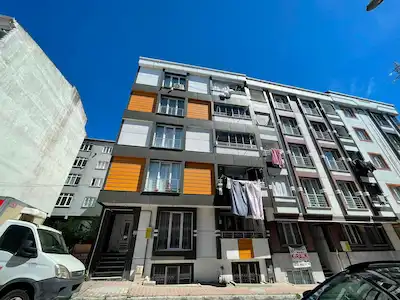 ÇINAR'DA SATILIK 2+1 GENİŞ BAHÇE KATI DAİRE