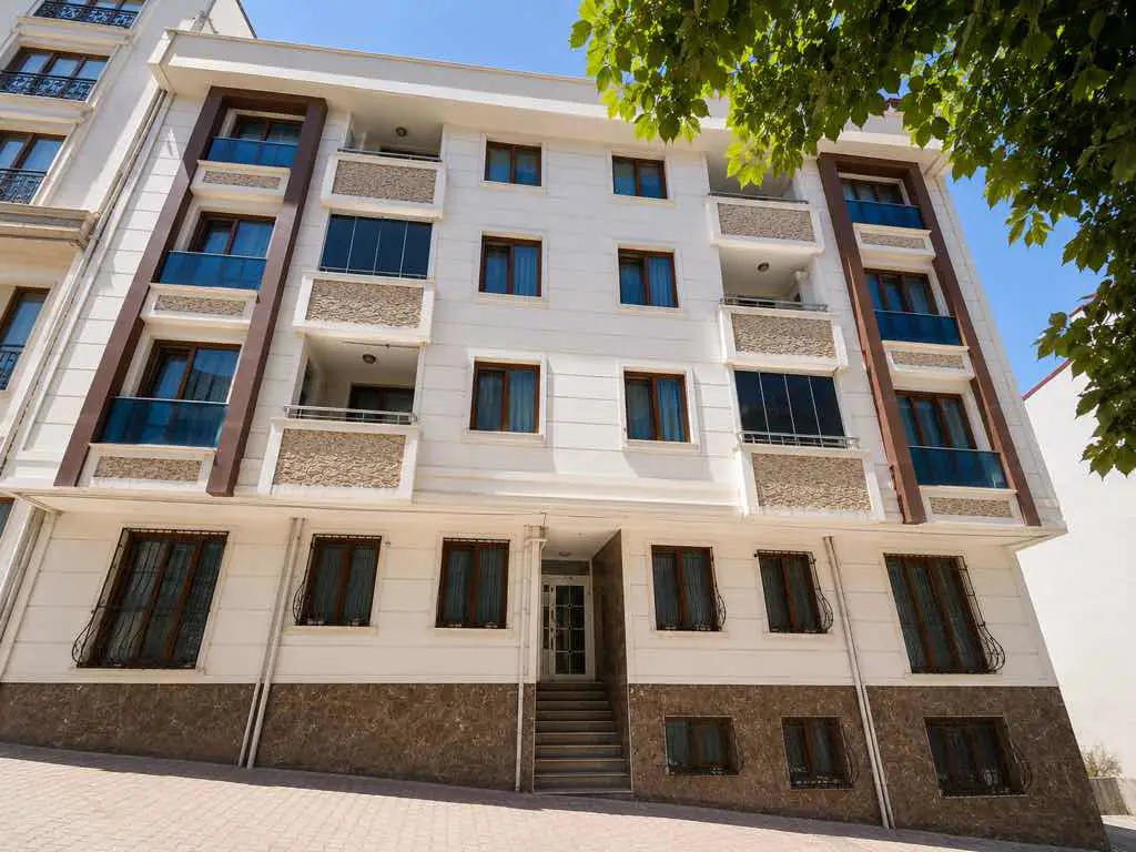 ESENYURT ŞEHİTLER MAH. | 2. KAT 2+1 FIRSAT YATIRIMLIK DAİRE