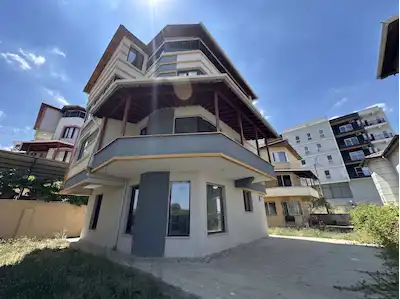REMAX BEYAZ MUSTAFAKEMALPAŞA ADALET’TE 4+2, 200 M², 3 KATLI, DÖRT CEPHELİ KİRALIK VİLLA