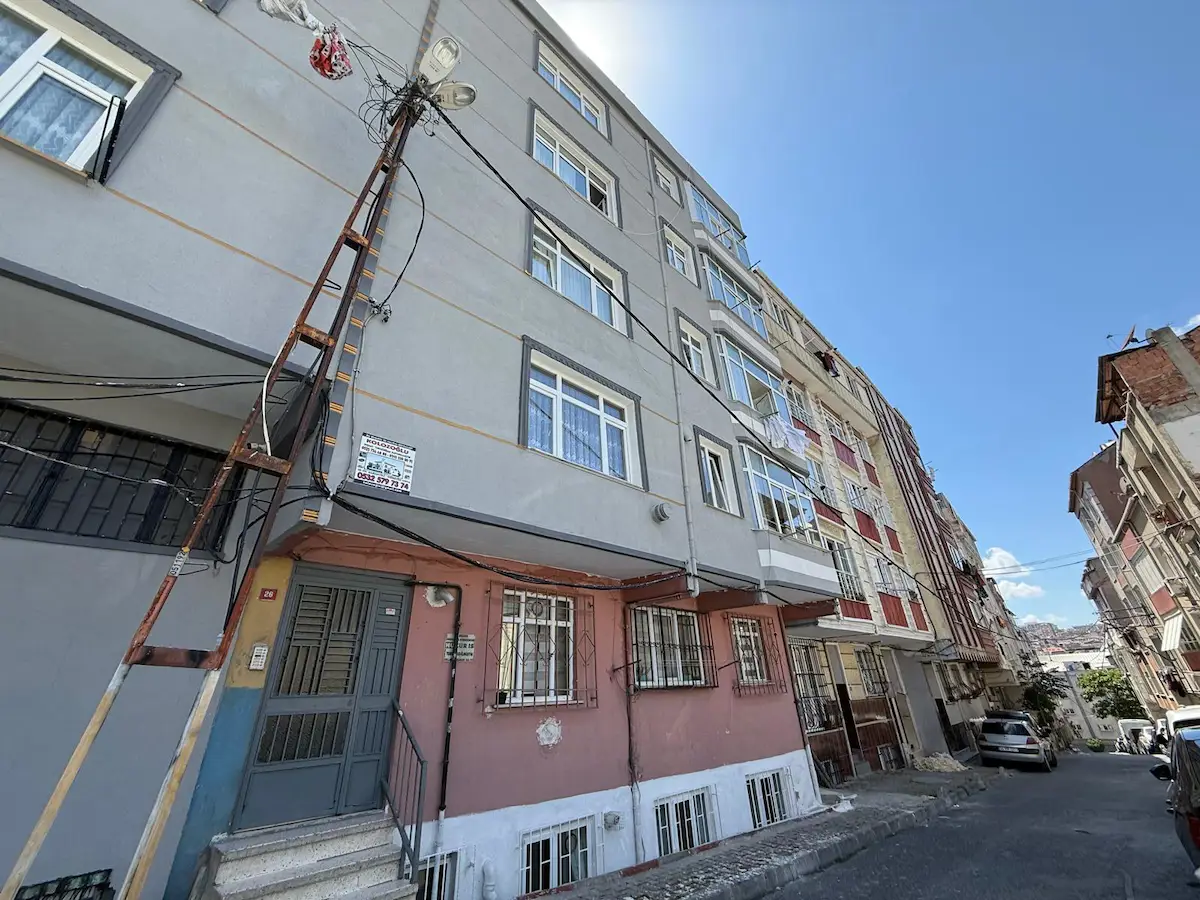 REMAX'TAN KEMALPAŞA MAHALLESINDE SATILIK 2+1 YÜKSEK GIRIŞ DAIRE