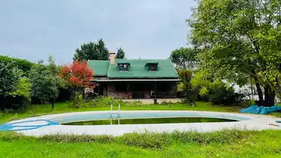 ŞILE AVCI KORU MAHALLESNDE SATILIK FULL EŞYALI HAVUZLU VILLA