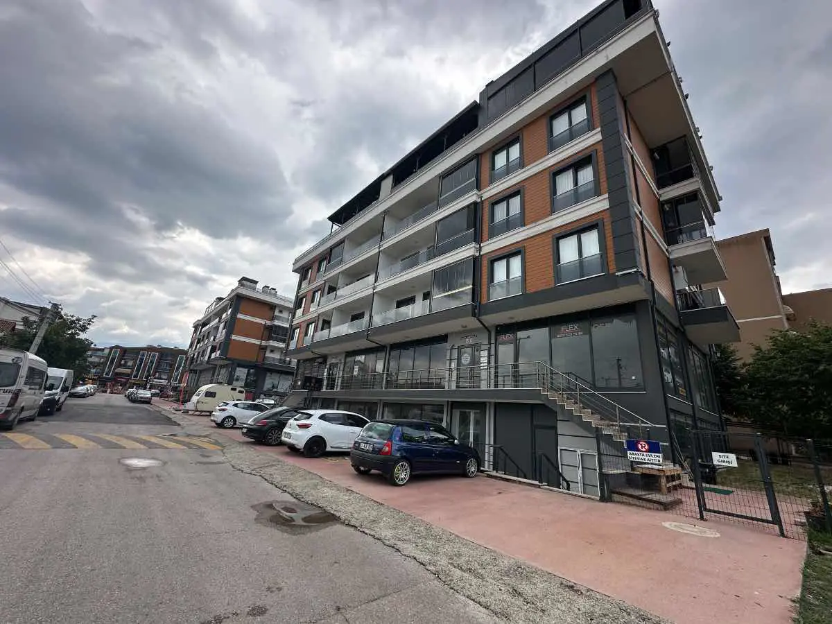 Property image 8