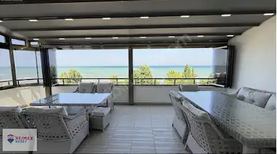 ATAKUM SAHİLDE DENİZE SIFIR EŞYALI 250M2 DUBLEKS 4+1