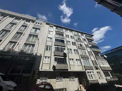 GAZIOSMANPAŞA MERKEZDE SATILIK 3+1 BOŞ DAIRE