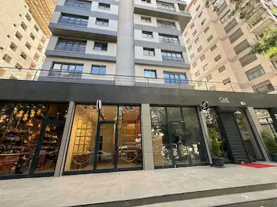REMAX'DAN SUADİYE EMİNALİPAŞA CD ÜZERİNDE PRESTİJLİ DÜKKAN