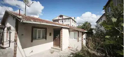 ÇATALCA’DA DAGYENİCE MAH. MERKEZİNDE  TAPULU MÜSTAKİL PARSELDE BAHÇELİ MÜSTAKİL EV | ACİL FIRSAT