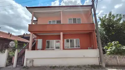 REMAX MAVİDEN ADP. ÇARŞI MERKEZE YÜRÜME 3+1 KİRALIK DAİRE