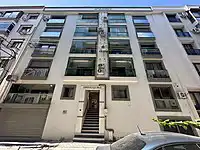 21 REMAX BEST'TEN KARŞIYAKA DEMİRKÖPRÜ İZBAN KARŞISI KİRALIK 1+1