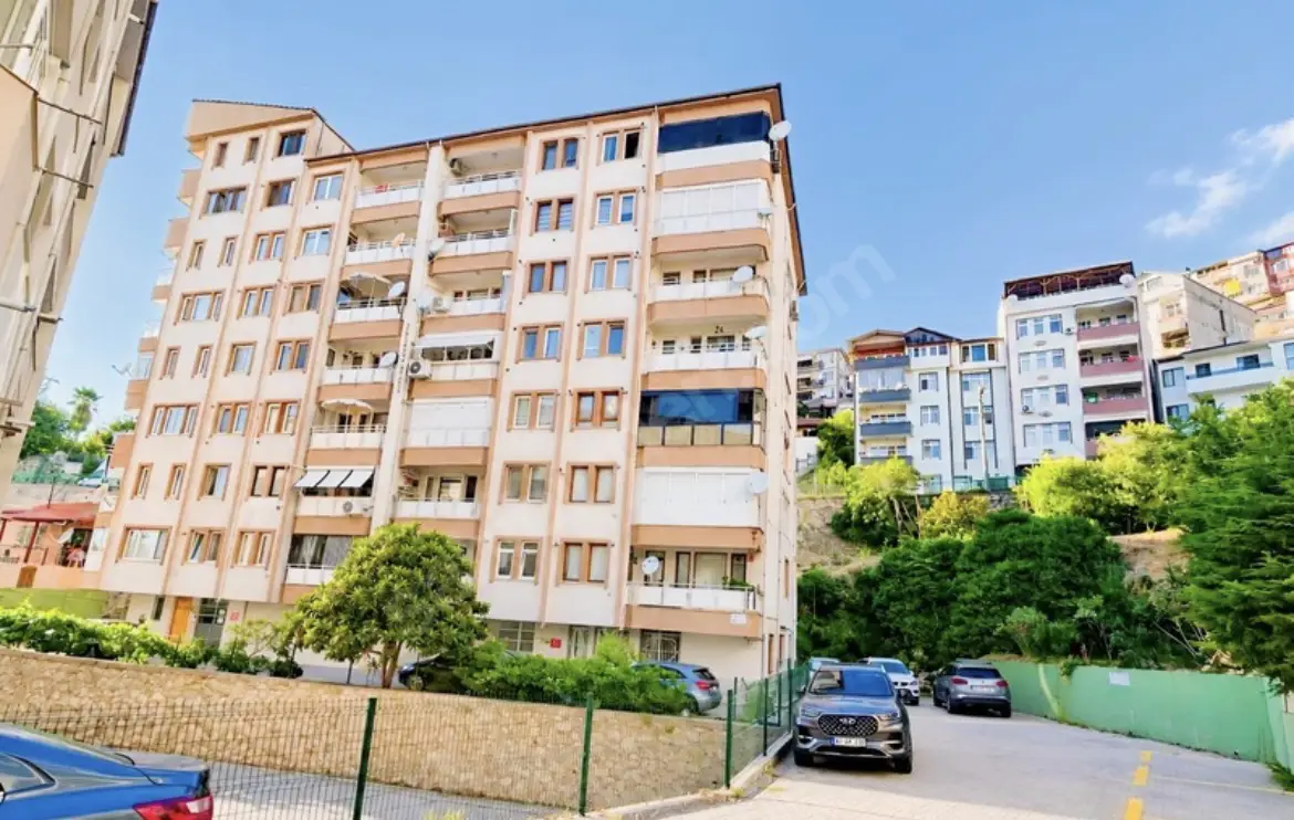 İZMİT YENİDOĞAN KARDELEN SİTESİ SATILIK 3+1 DAİRE