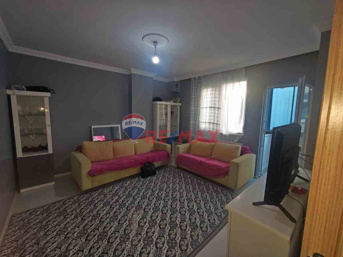 ÇAYIROVA AKSE MAHALLESİ'NDE SATILIK (2+1) TERS DUBLEX DAİRE