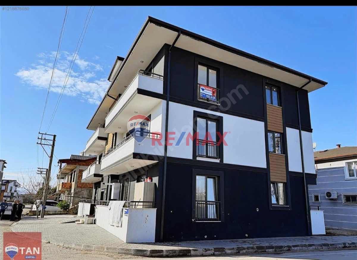KARTEPE F.S.M MALLESİNDE SATILIK 2+1 ARA KAT DAİRE