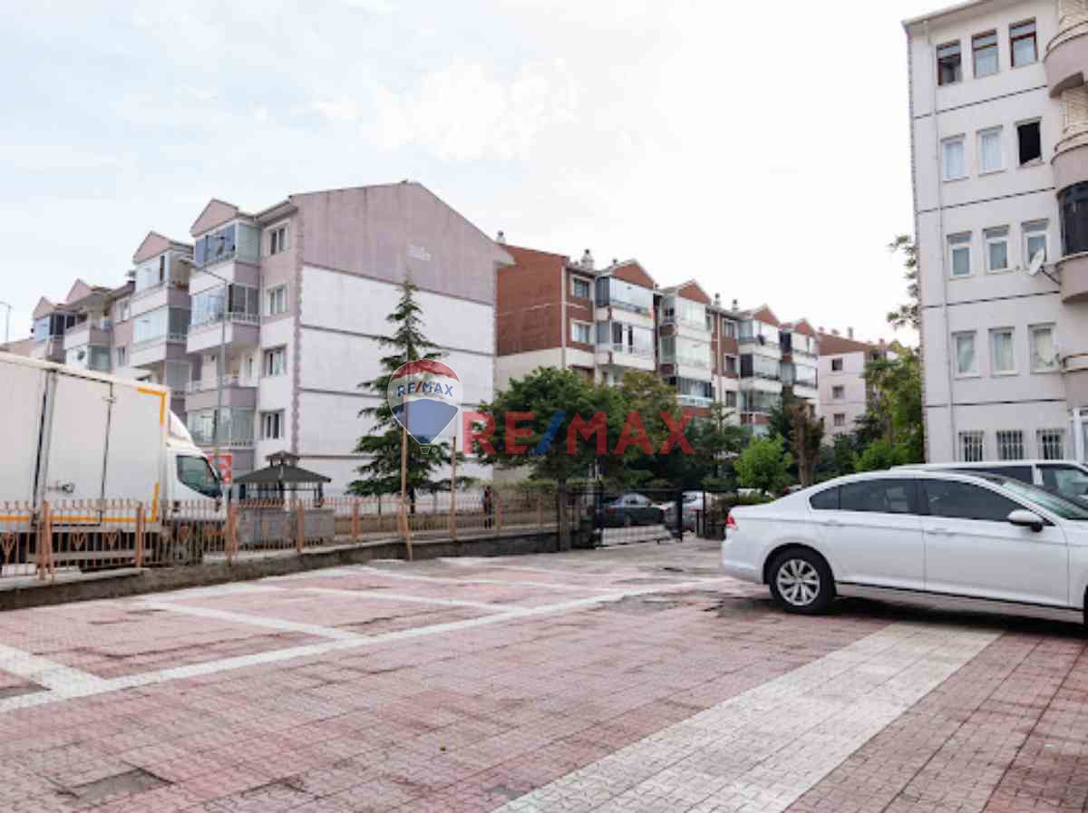 TÖREKENT SITE IÇERISINDE FULL YAPILI SATILIK DAIRE