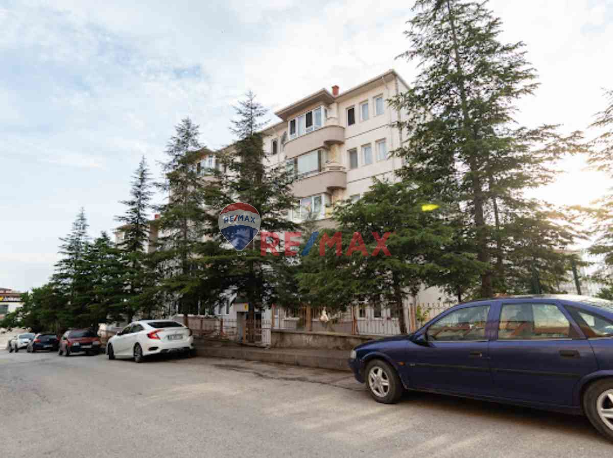 TÖREKENT SITE IÇERISINDE FULL YAPILI SATILIK DAIRE