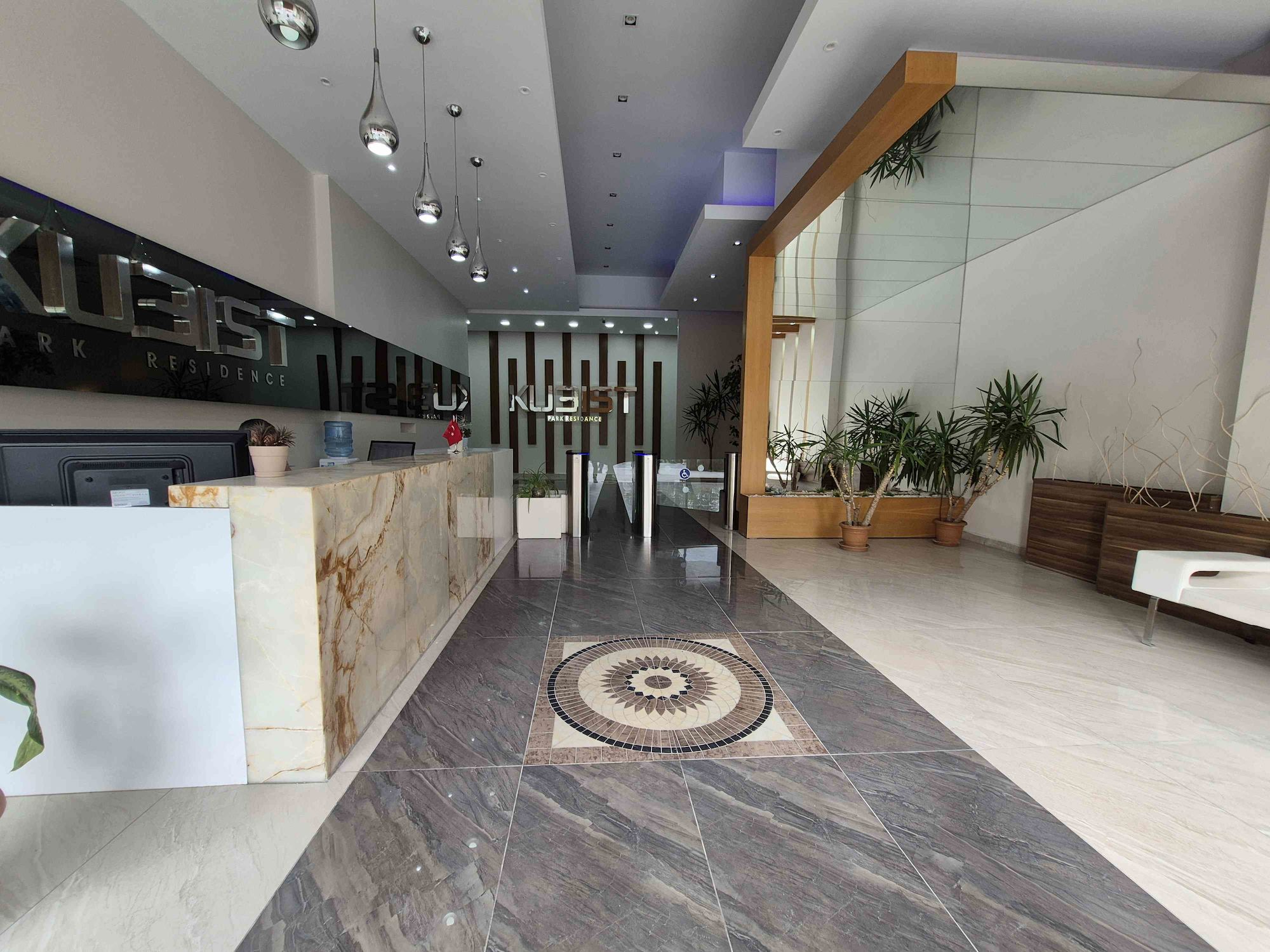 KUBİST PARK RESİDENCE 1+1 TERASLI