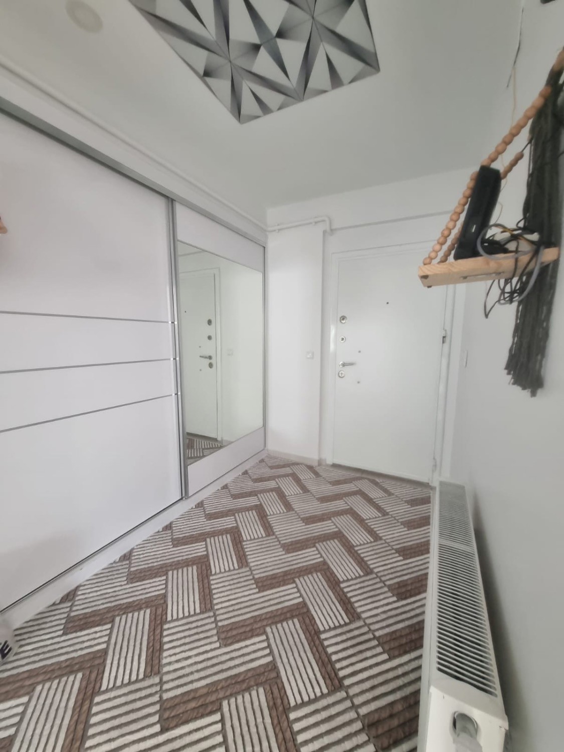 REMAX DOĞU DOĞUKENT SATILIK 3+1 DAİRE