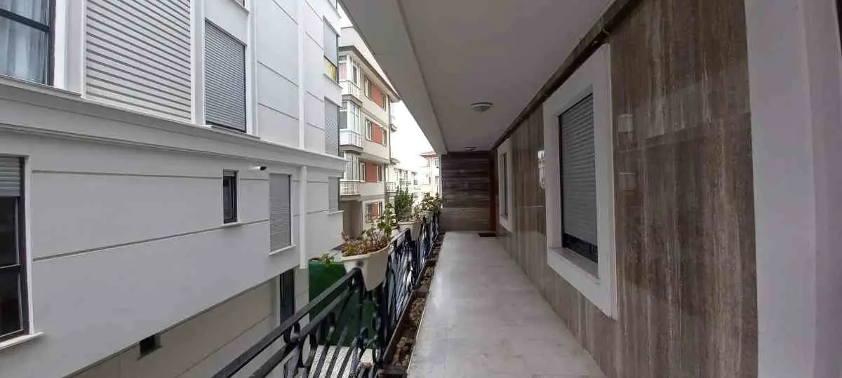 ALTINTEPE GALIP BEY CADDE KIZILAY YAKINI 1+1 DAIRE 2