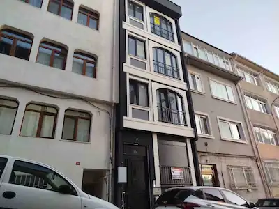 REMAX HANE-2'DEN İCADİYE MAHALLESİ 1+1 SIFIR DAİRE