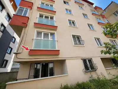 KOCAELİ GEBZE AKSE SAPAĞINDA SATILIK 2+1 GİRİŞ KAT DAİRE