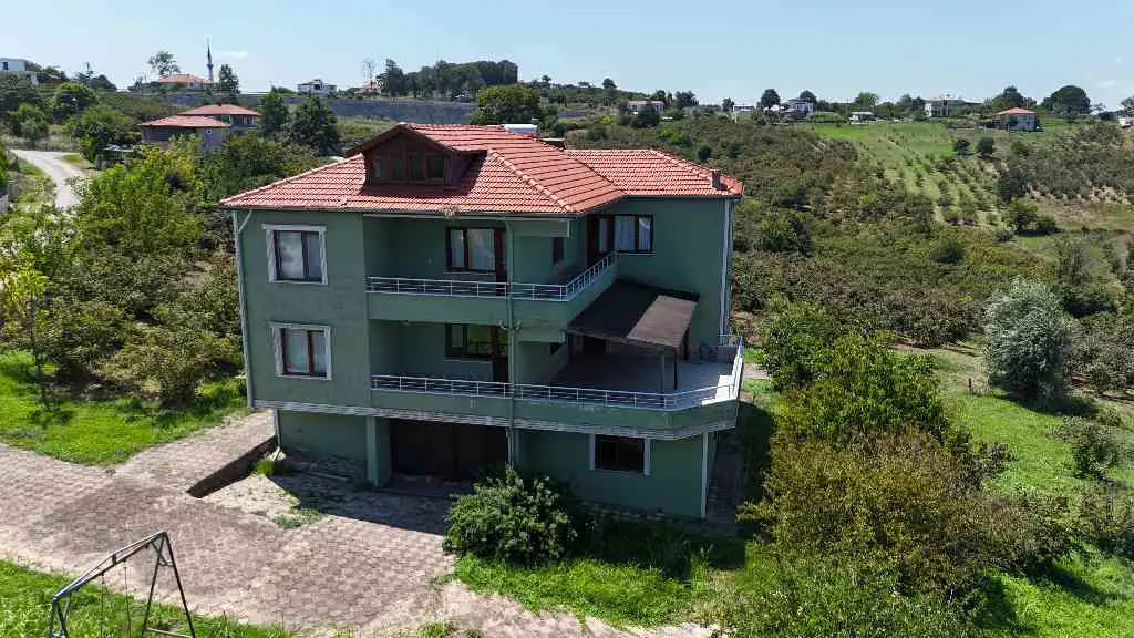 Property image 8