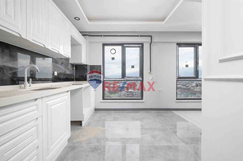 REMAX AREA DAN SATILIK ULUDAĞ MANZARALI SIFIR DUBLEKS 2+1 DAIRE