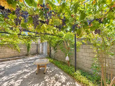 REMAX DEM'DEN 450M2 ARSA ÜZERİNDE SATILIK MÜSTAKİL EV