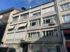 MODA HACI ŞÜKRÜ SOKAK KİRALIK EŞYALI TERAS KATI 2+1 DAİRE