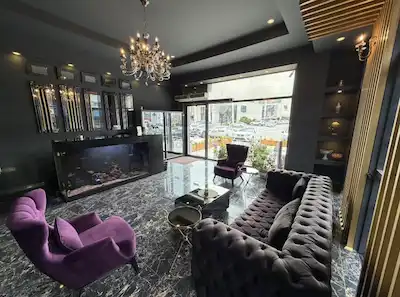 ÇAYYOLU PARK CAD.NİN EN İYİ LOKASYONUNDA CAFE, MUAYNEHANE, KUAFÖR UYGUN DEVREN