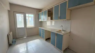 BELEDİYE KONUTLARI - ARAKAT - SÜPER KONUM 3+1