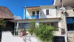 ALAÇATI MAHALLESİ'NDE SİTE İÇERİSİNDE SATILIK 3+1 VİLLA