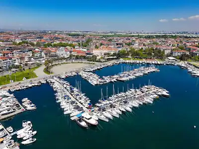 RE/MAX BILLUR BAKANDAN MARINADA DENIZE SIFIR 3 KATLI RESTORAN