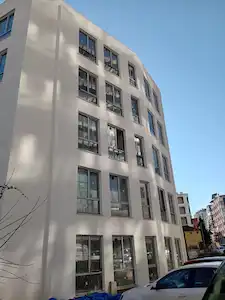 RE/MAX KUZEY’DEN | BÖLGE ADLİYE KARŞISINDA YENİ PRESTİJLİ PLAZA OFİSİ